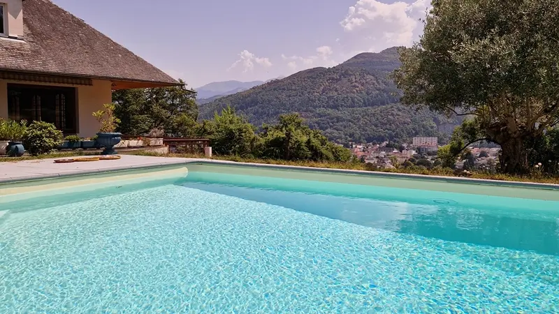 Lourdes Chambres_hotes Omah Jawa Piscine