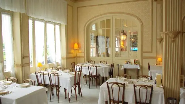 Lourdes Hotel restaurant Le Napoleon