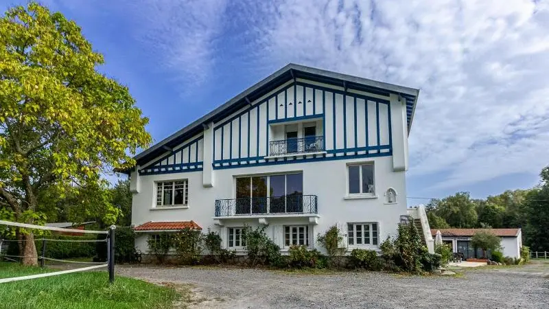 Lourdes Le Domaine de Rose