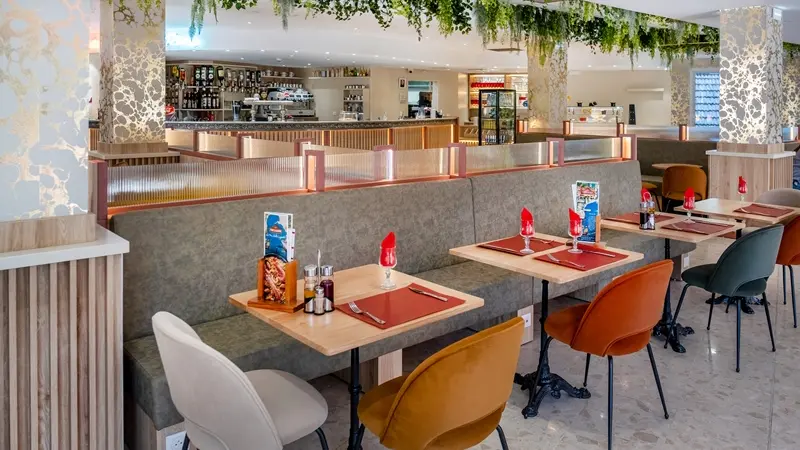 Lourdes Restaurant La Cascade