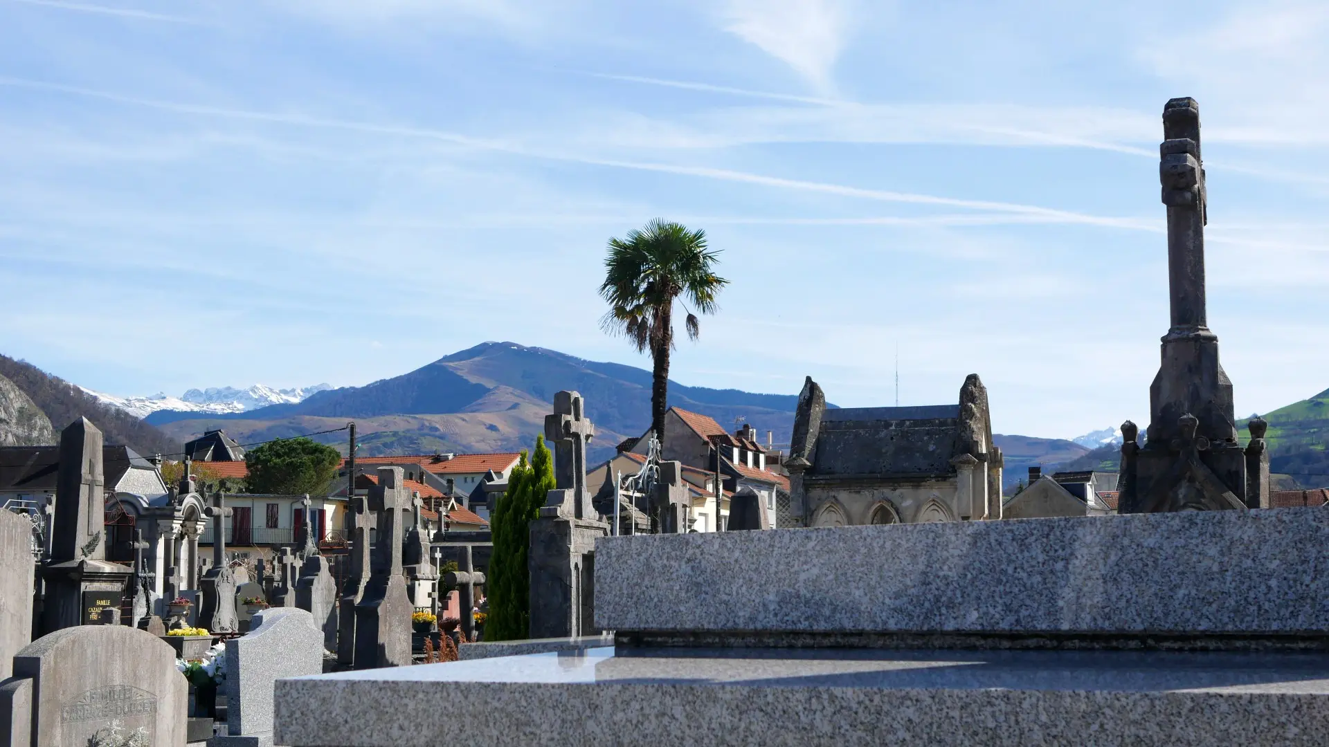 Lourdes cimetière de l'Egalité vue générale