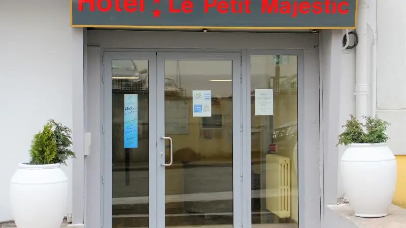 Hotel Petit Majestic Lourdes