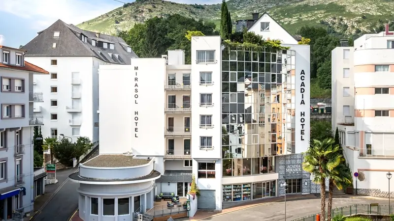 Lourdes hotel Acadia (1)