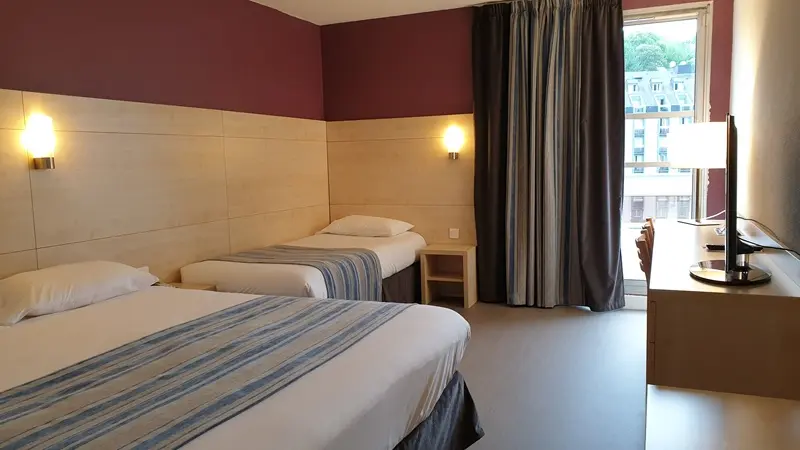 Lourdes hotel Alba chambre triple