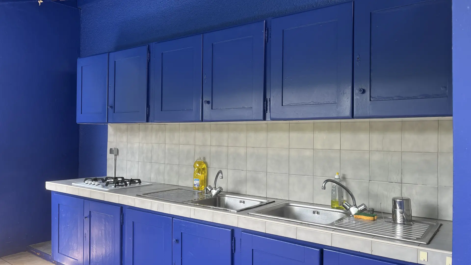 Maison Bleue cuisine d'été