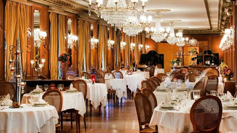 Restaurant La Belle Epoque - salle