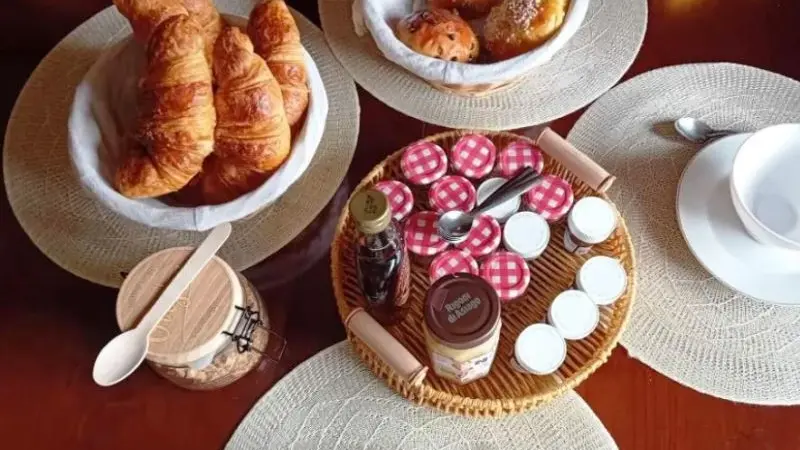 Retour à la Source 65_Maison d_hôtes petit dej