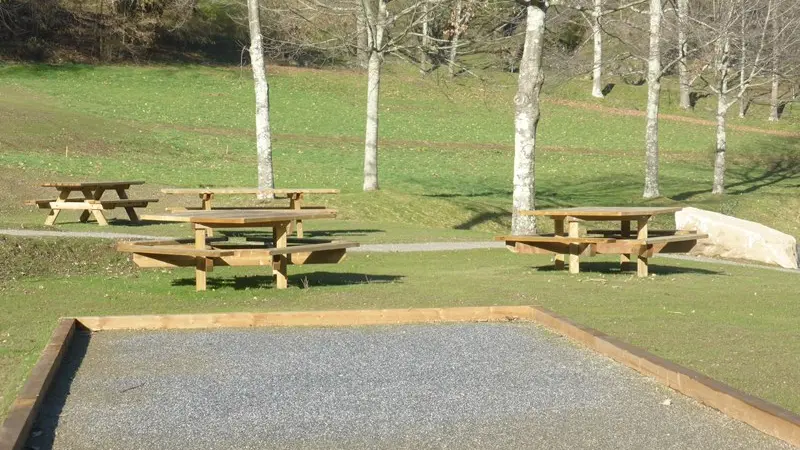 Saint-Pierre de Lourdes-Terrain de pétanque