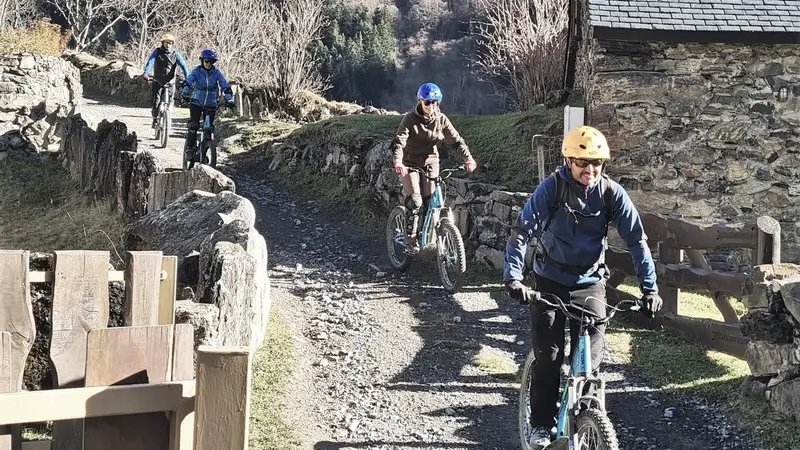 TROTINETTE PYRENEES LAURANT RICHARD 003_Descente été