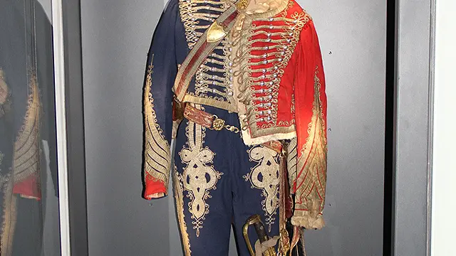 Tenue de Hussard