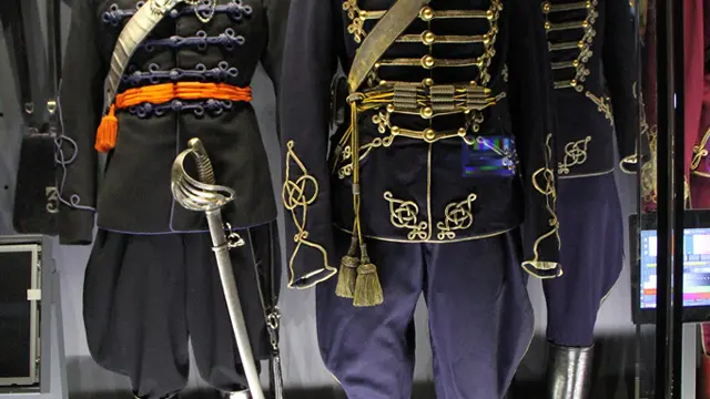 Tenues de Hussards