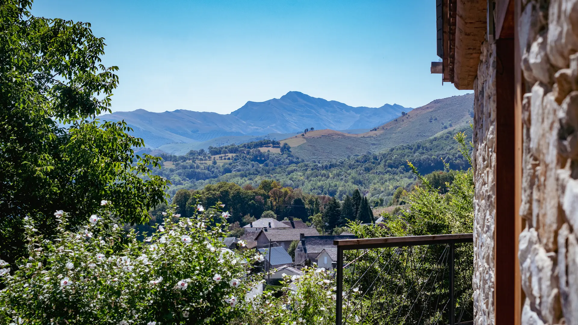 VUE DE L'ENTREE