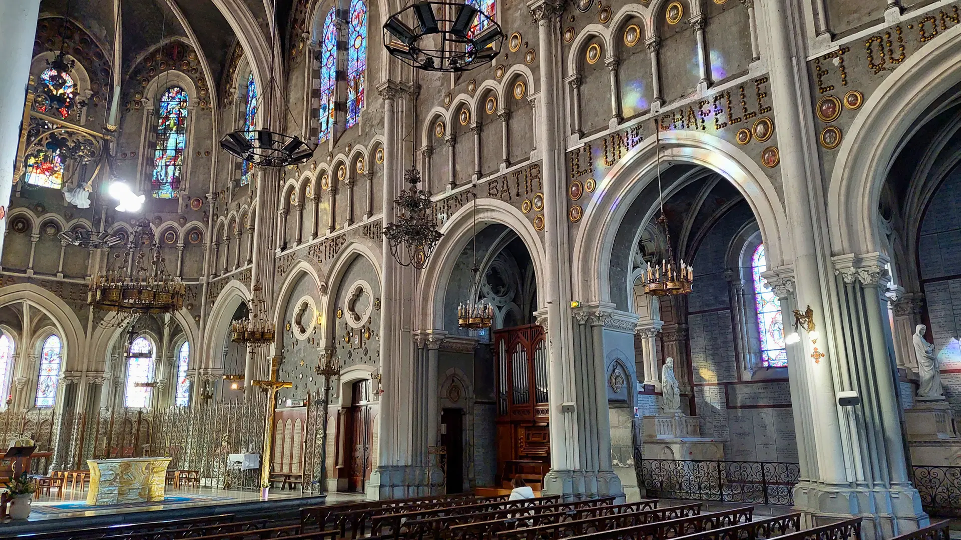 Vue générale basilique Immaculée Conception