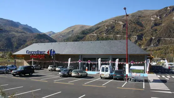 carrefour-market-555px