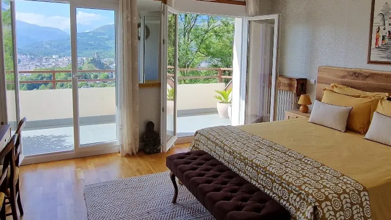 Lourdes Chambre Bali