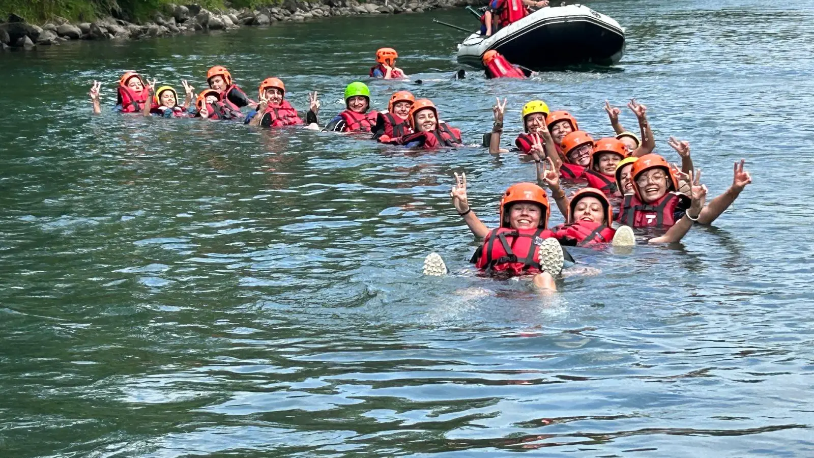 Paquito aquatique sur le Gave de Pau avec O2Lourdes