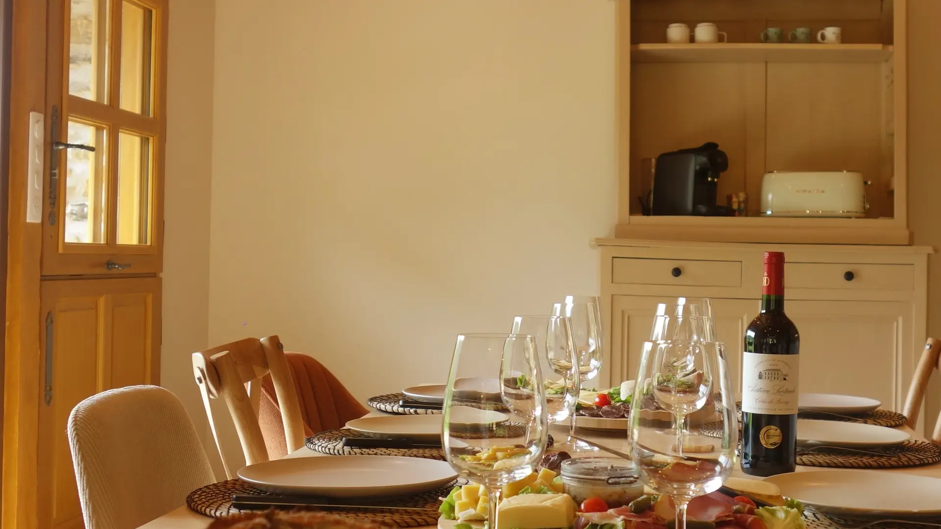 gîte_8_personnes_avec_cuisine_équipée