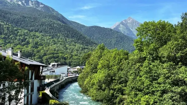 neveux les rives de l aure piscine