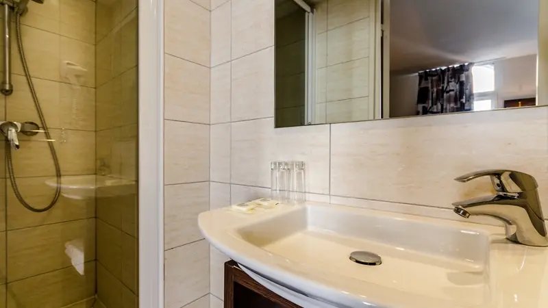 Lourdes Hôtel Croix des Bretons