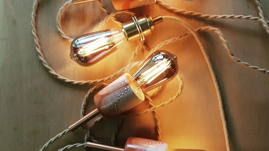 4 Anna Young POTERIE DU GALBE Luminaires Baladeuses