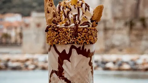 4-Restaurant-l-insolite