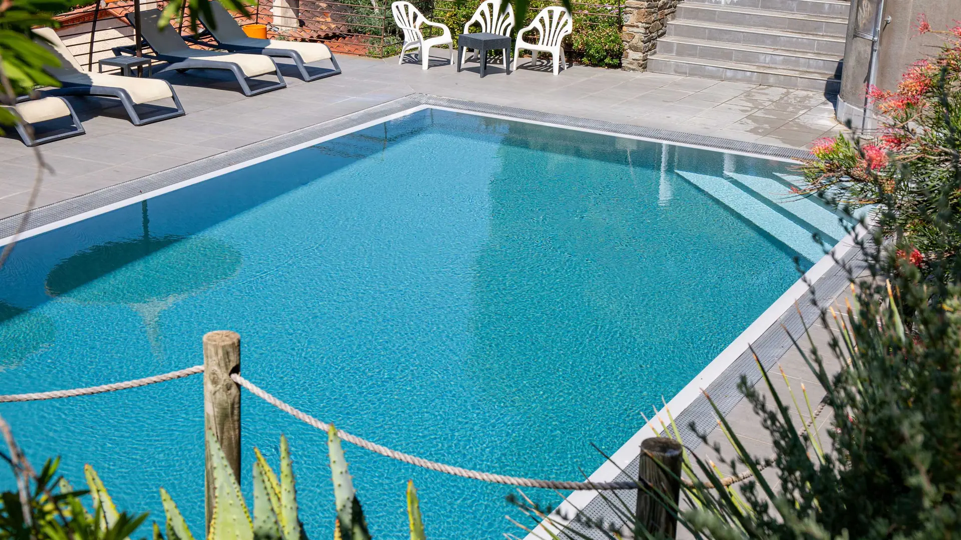 Hôtel-madeloc-collioure-piscinei