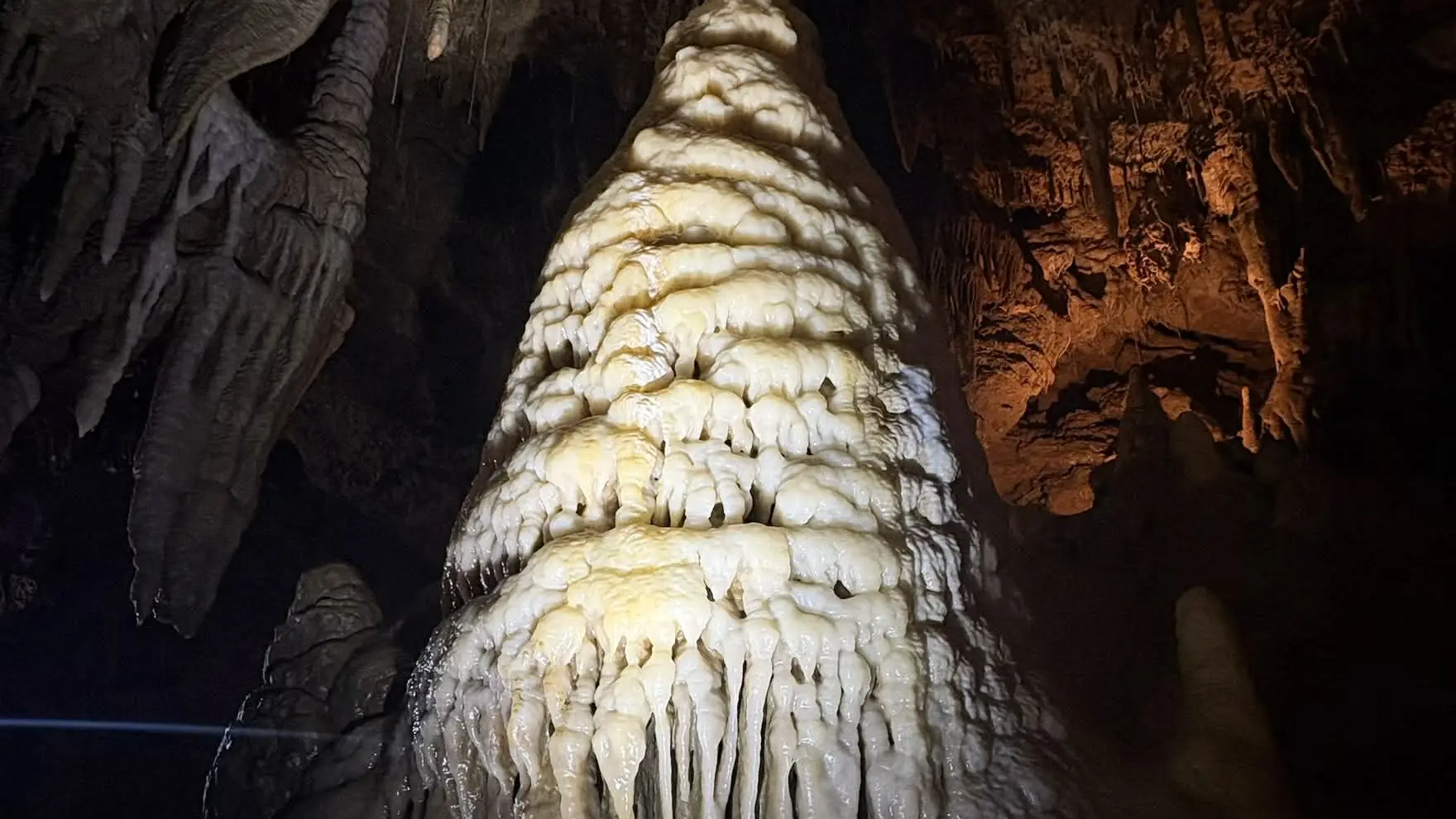 Grotte de Fontrabiouse