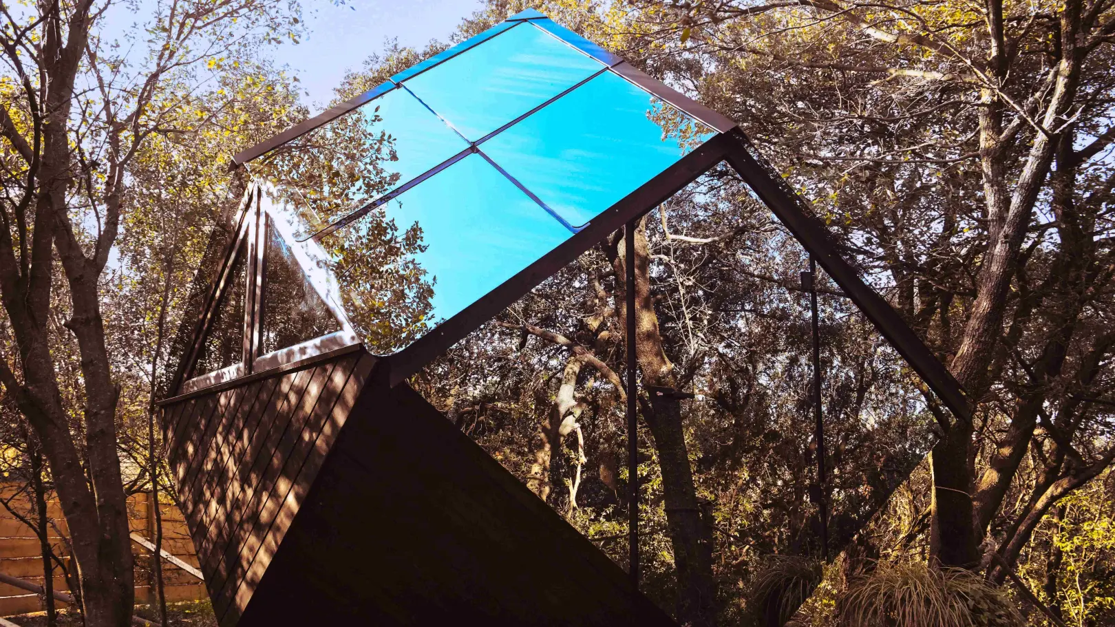 Le Mas Cabanids- Le Miroir_3