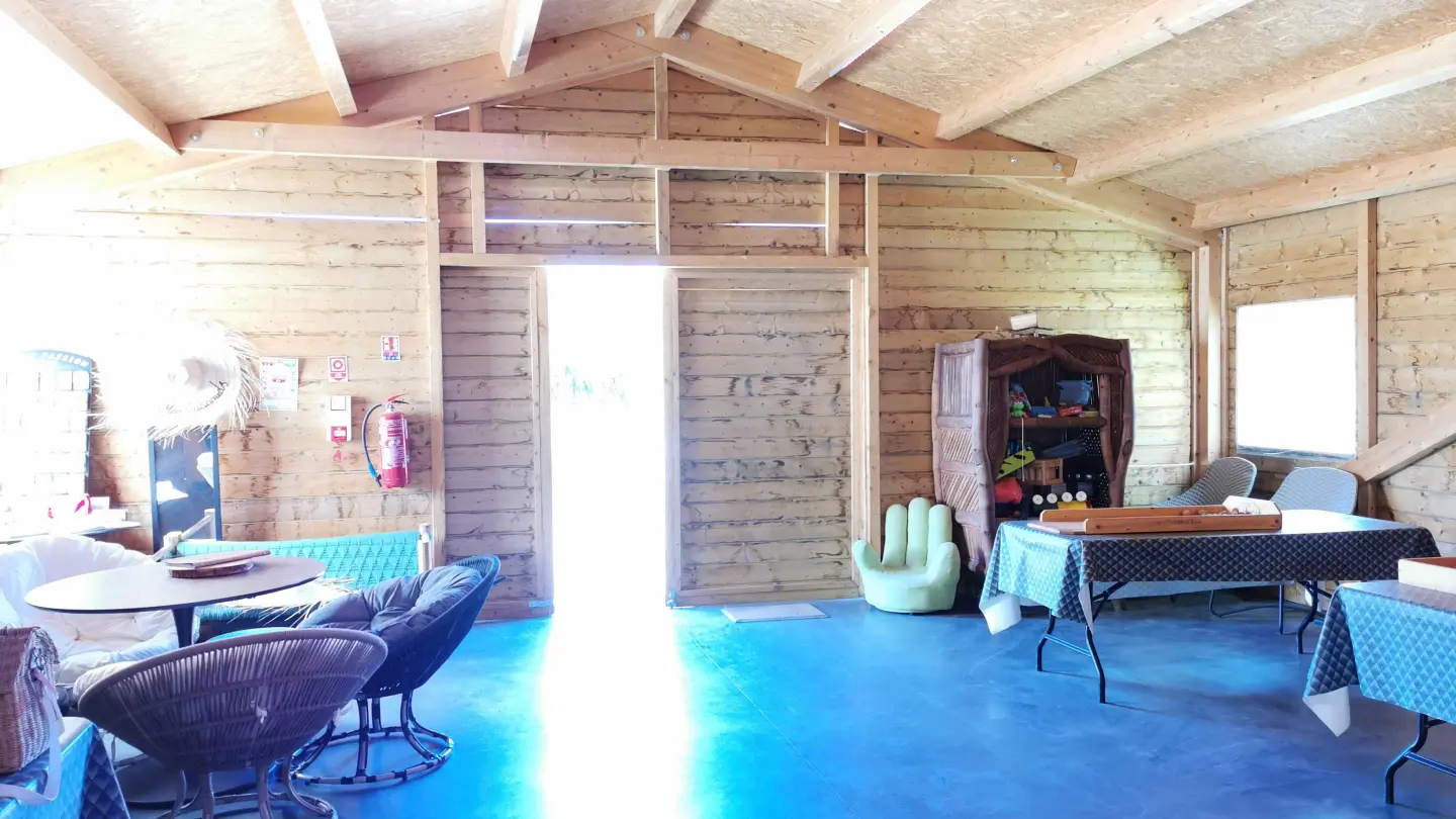 Le Mas Cabanids- La Cabane_11