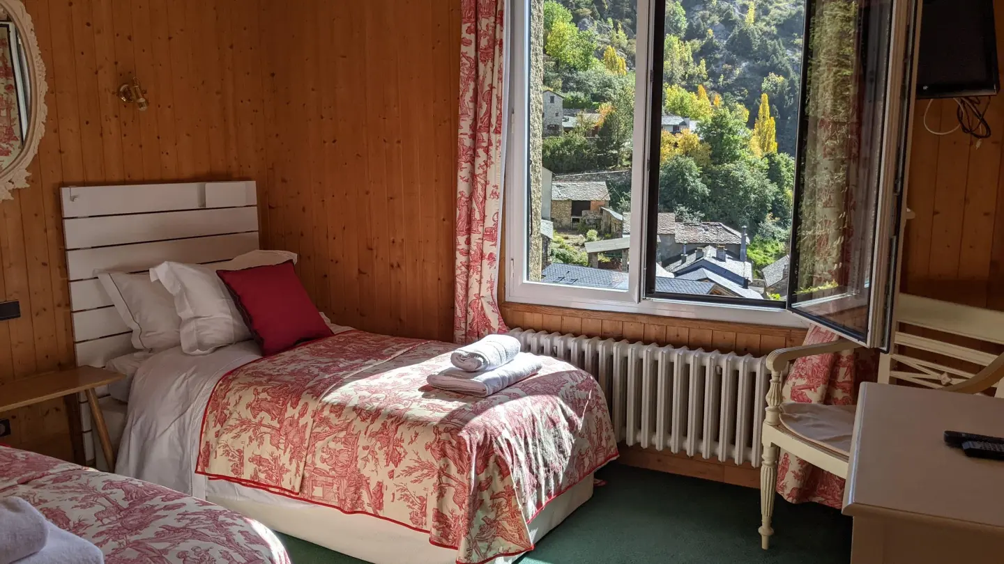 Montserrat Figueras_15