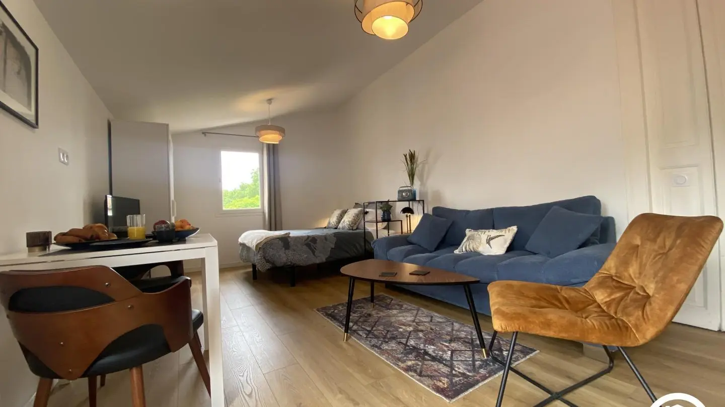 Le Mas Ey – Le Studio_23