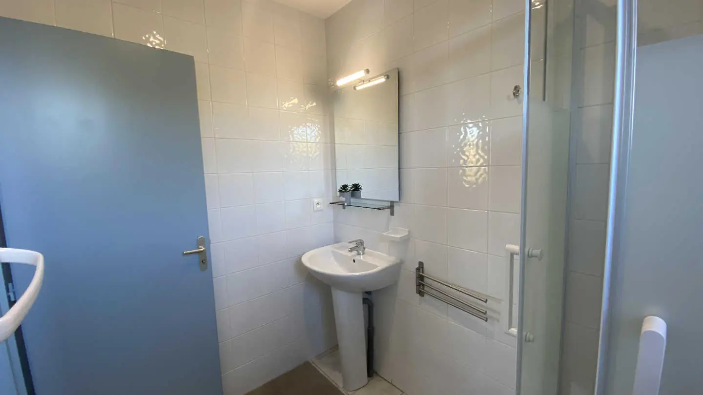 Les bains douches_12