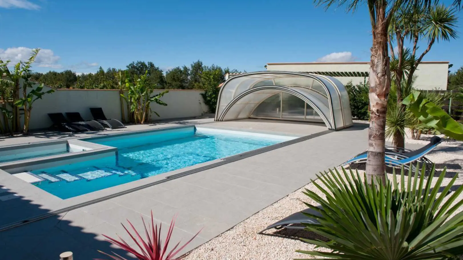 Le Domaine des Luque - Vue piscine_5