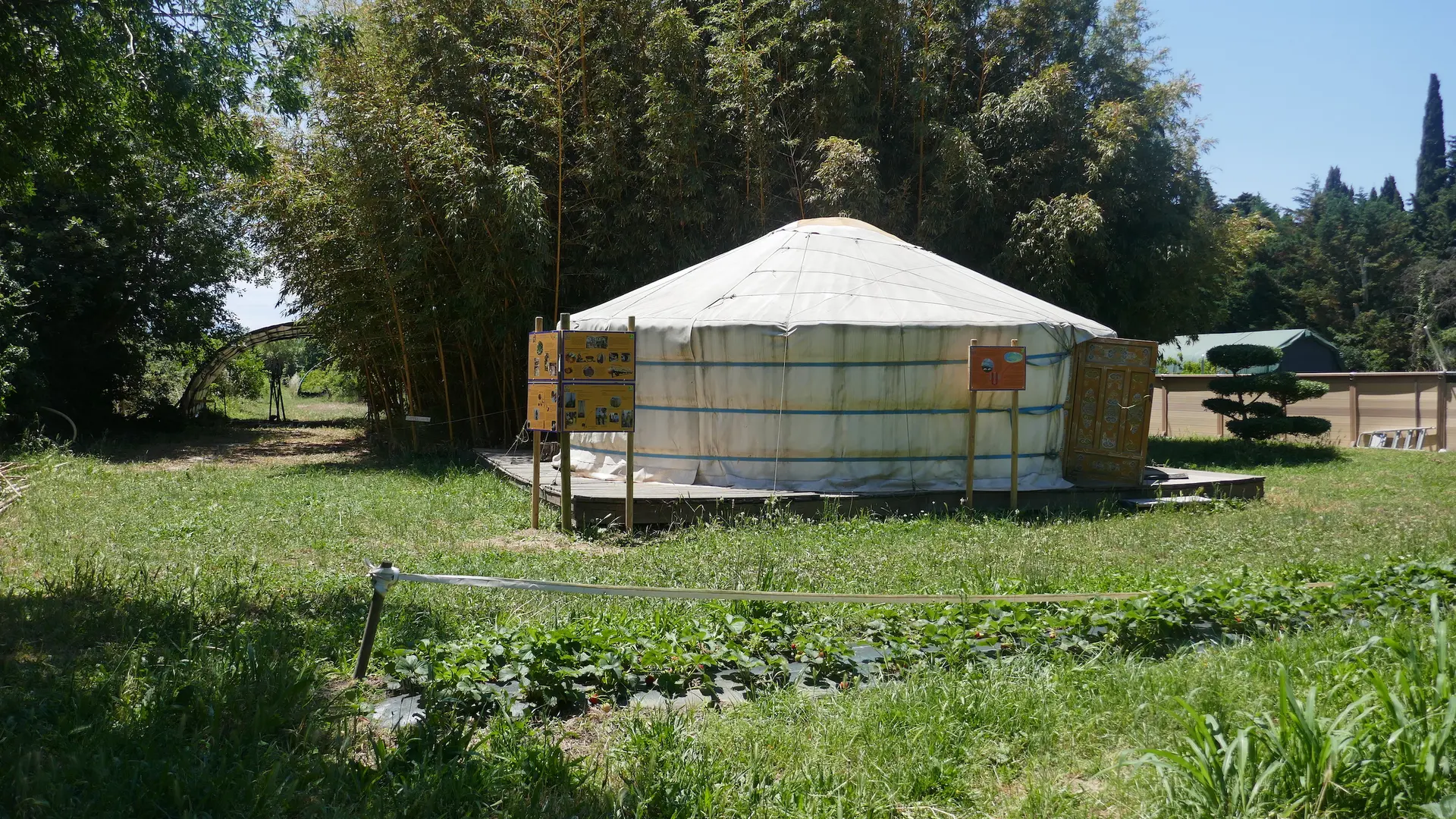 7Yourte Ferme musicale 66690