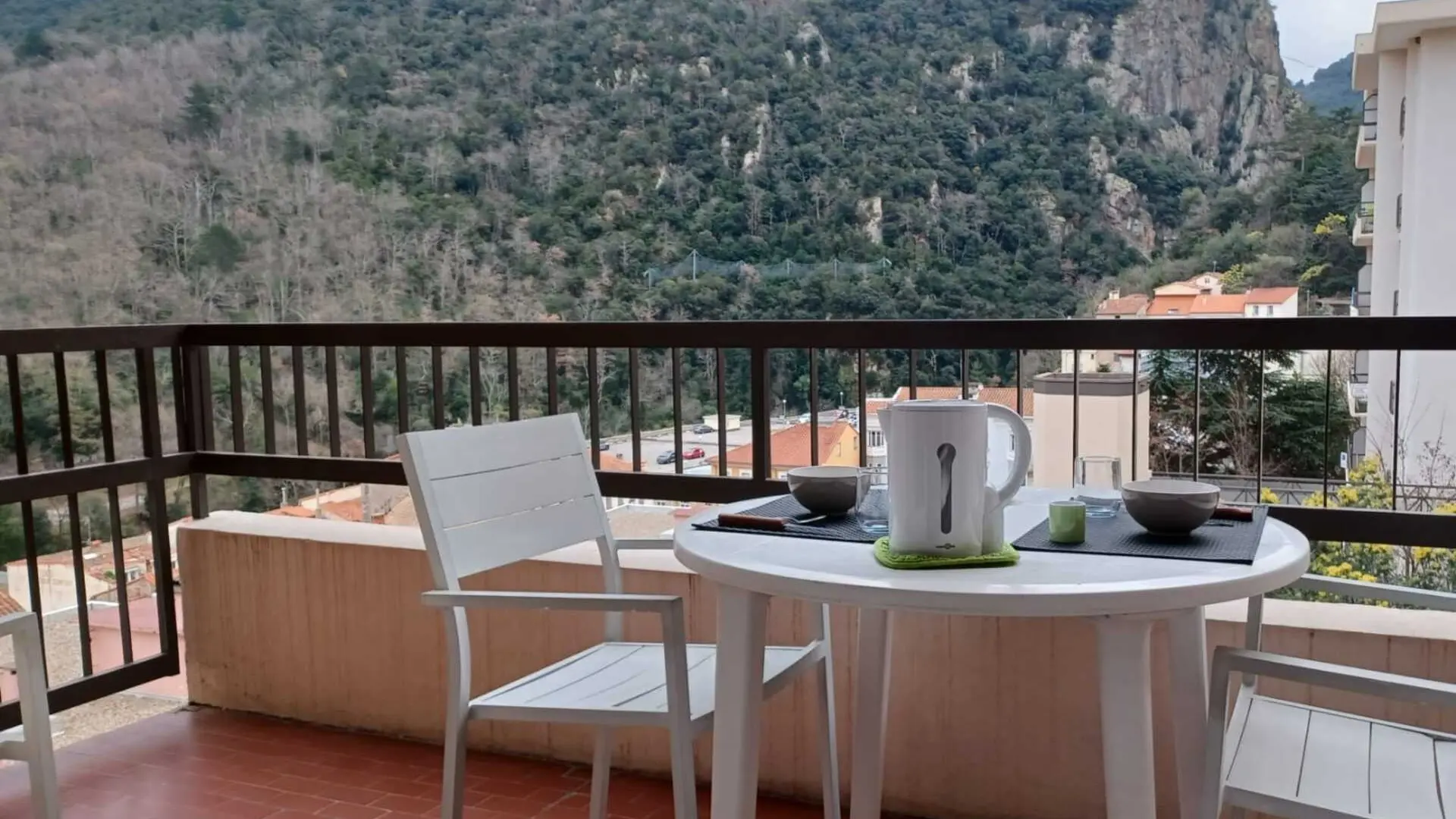 005 terrasse a71a54fa-0d14-4467-8547-66325348fa40