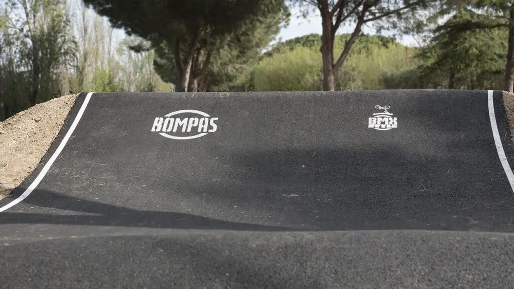 01-DSC09656-web-1024x576