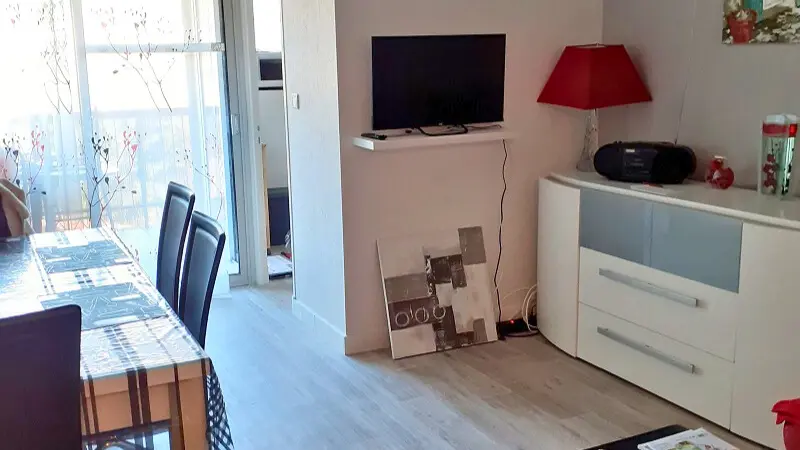 039f0142-9a92-4a9e-b9c3-716dcd024725