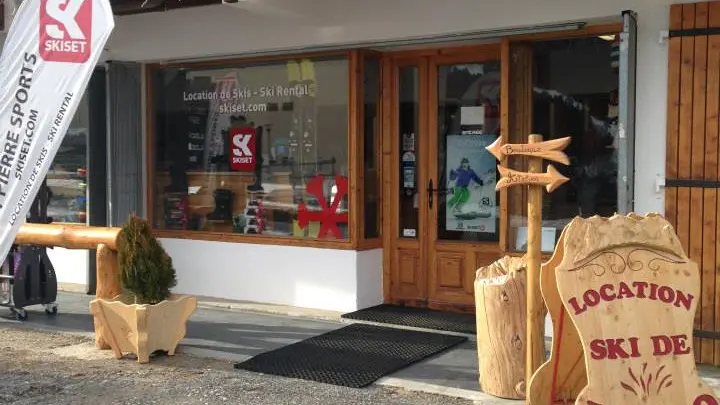 10406831_746143655462231_333055555766647891_n