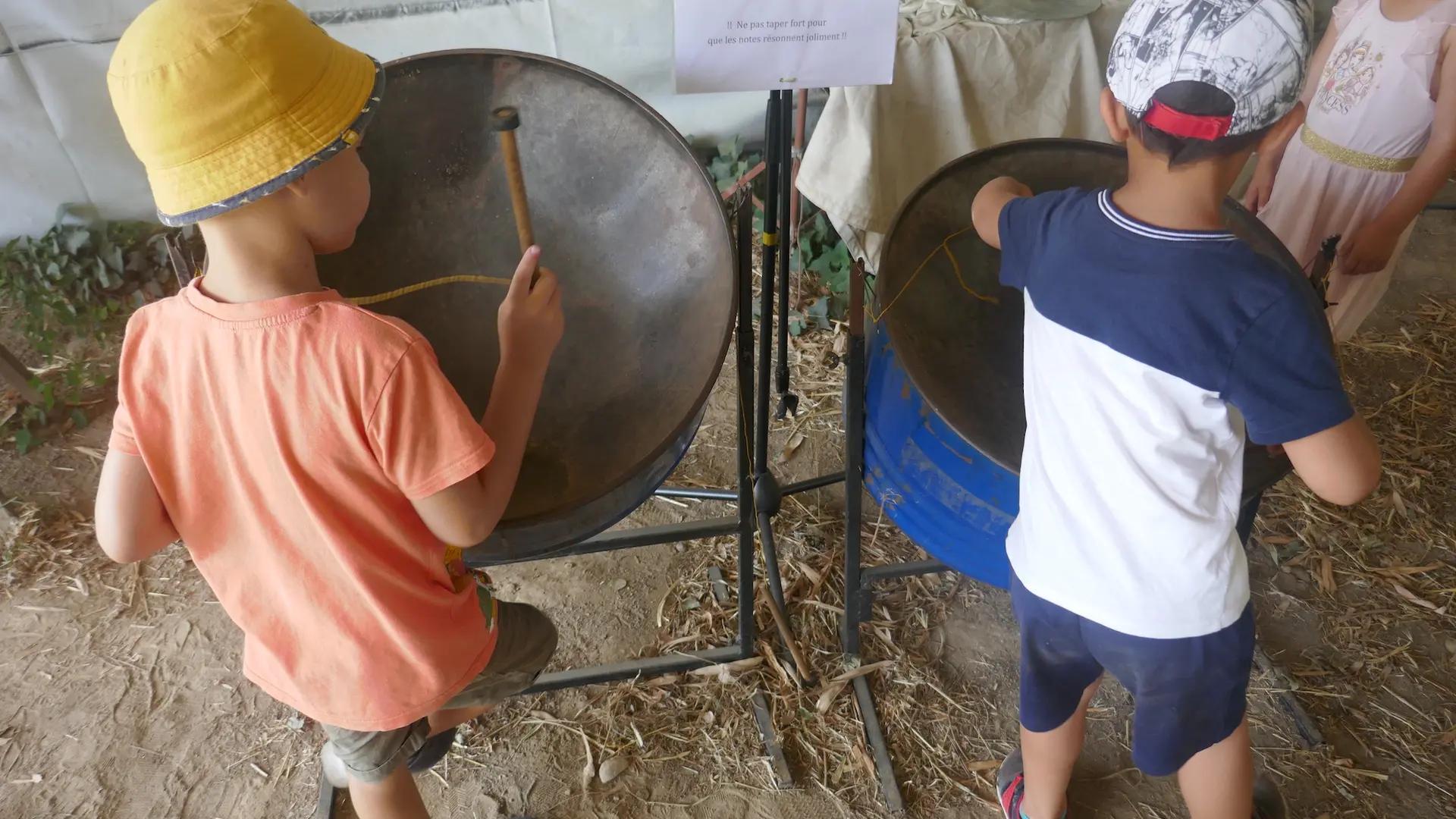 12Steel drum Ferme musicale 66690