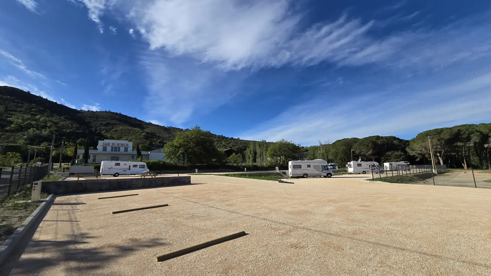AIRE DE STATIONNEMENT DU BOULOU 5