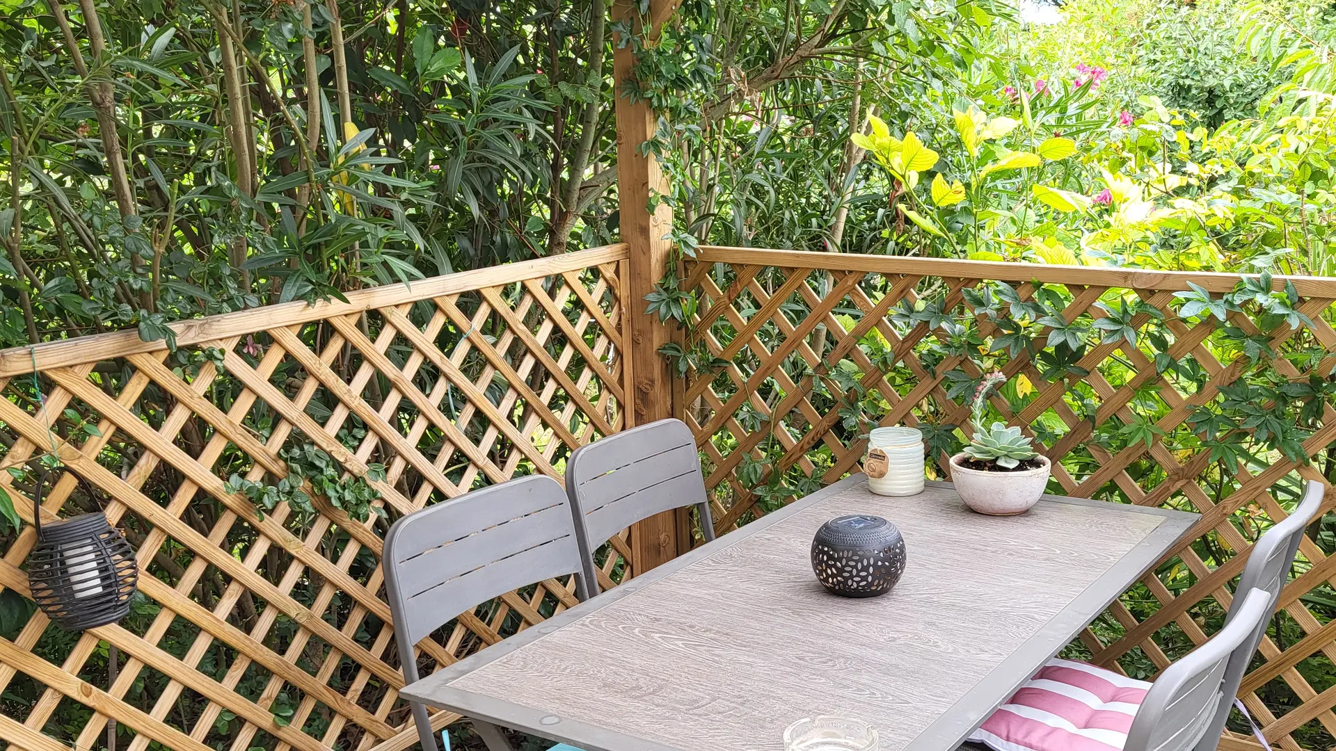 Aspres Thuir La Maison des Roses