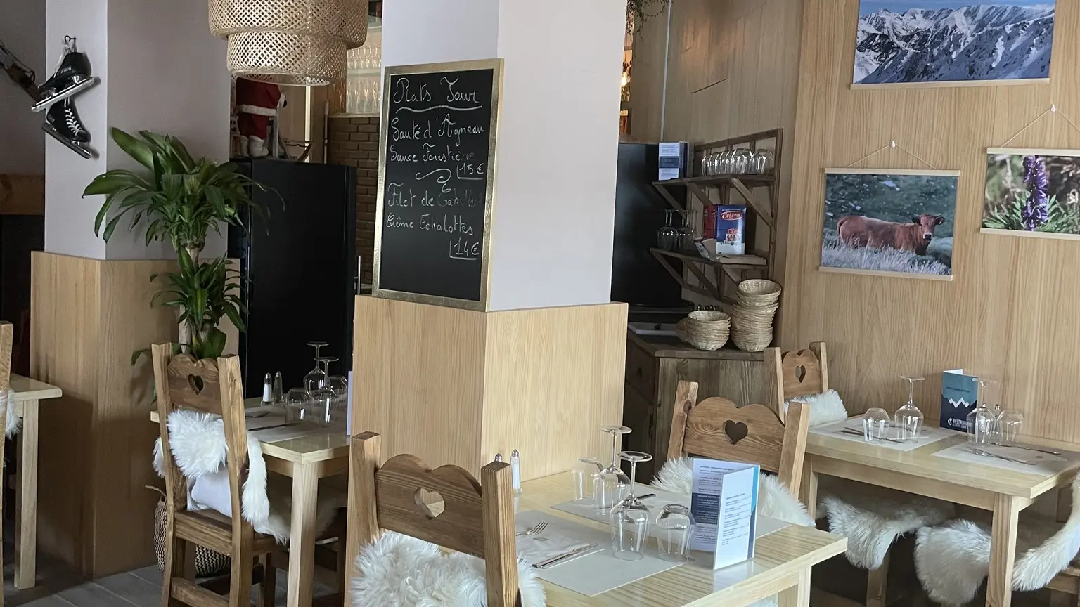 318184879_561436605993260_4439651149176656121_n