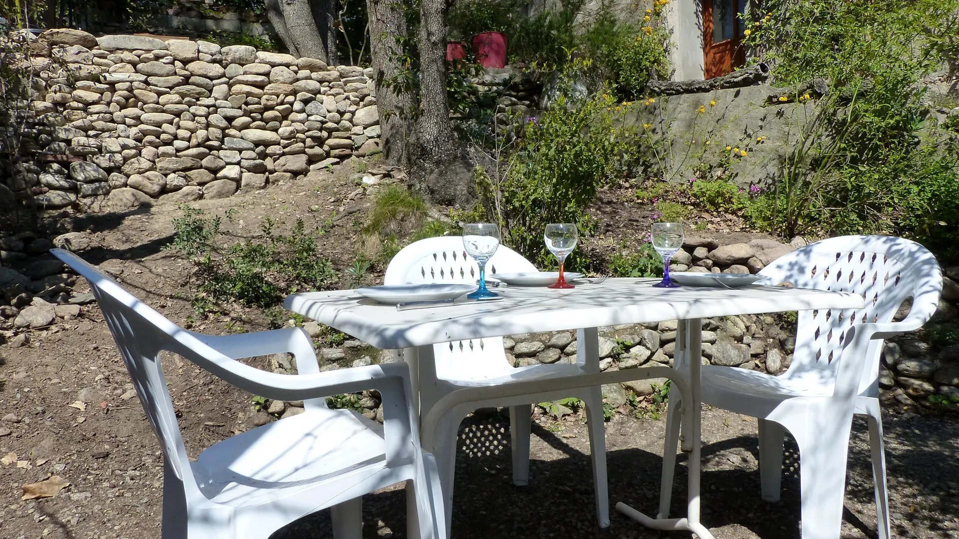 seconde terrasse à l'ombre du chêne