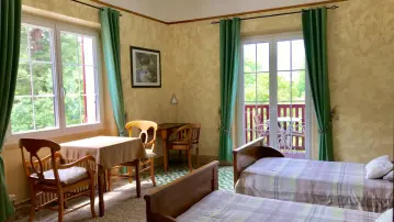 Coin nuit et coin repas