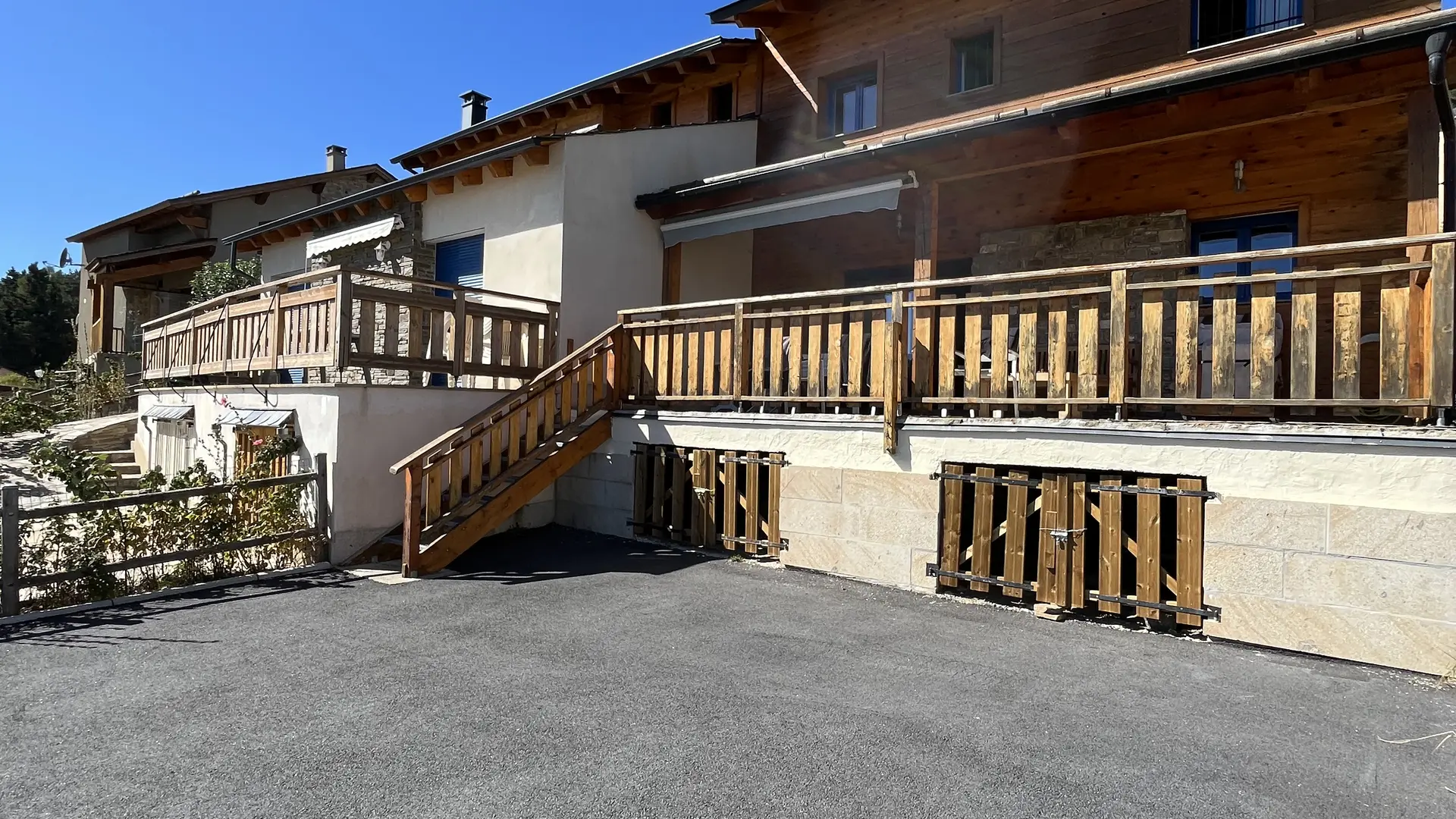 vue chalet de derrière