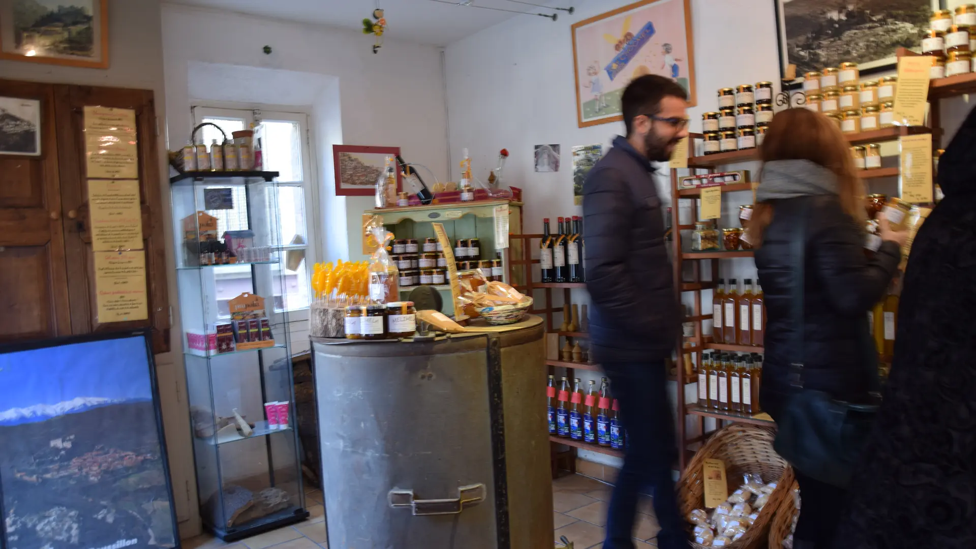 Aspres Castelnou A la Ruche 1