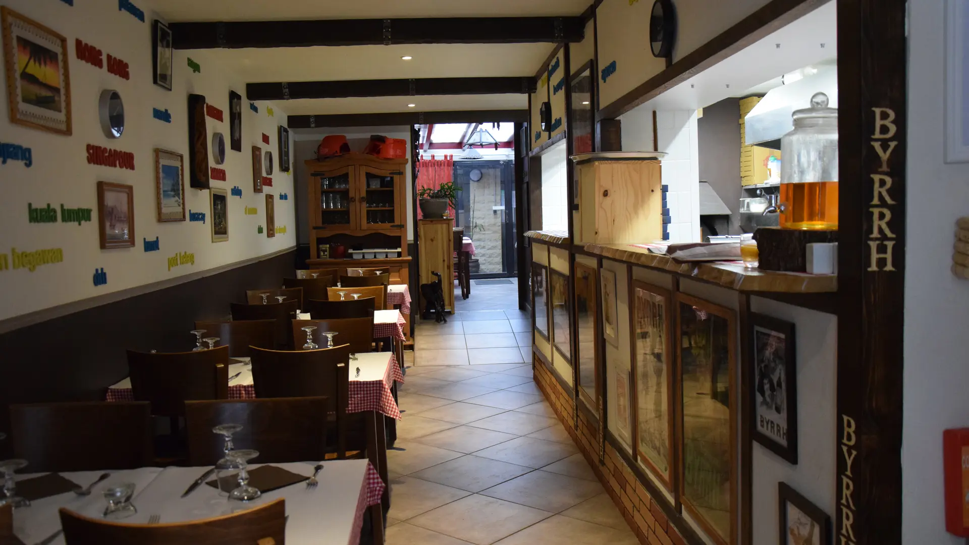 Aspres Thuir Restaurant La Mensa Interieur 1