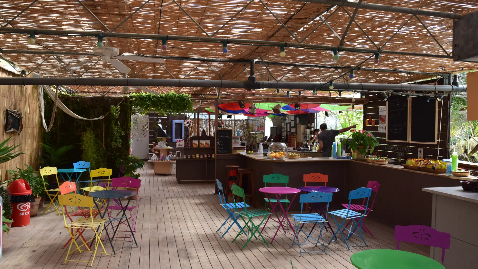 Aspres Trouillas Labyrinthe aux 1000 fleurs HD6