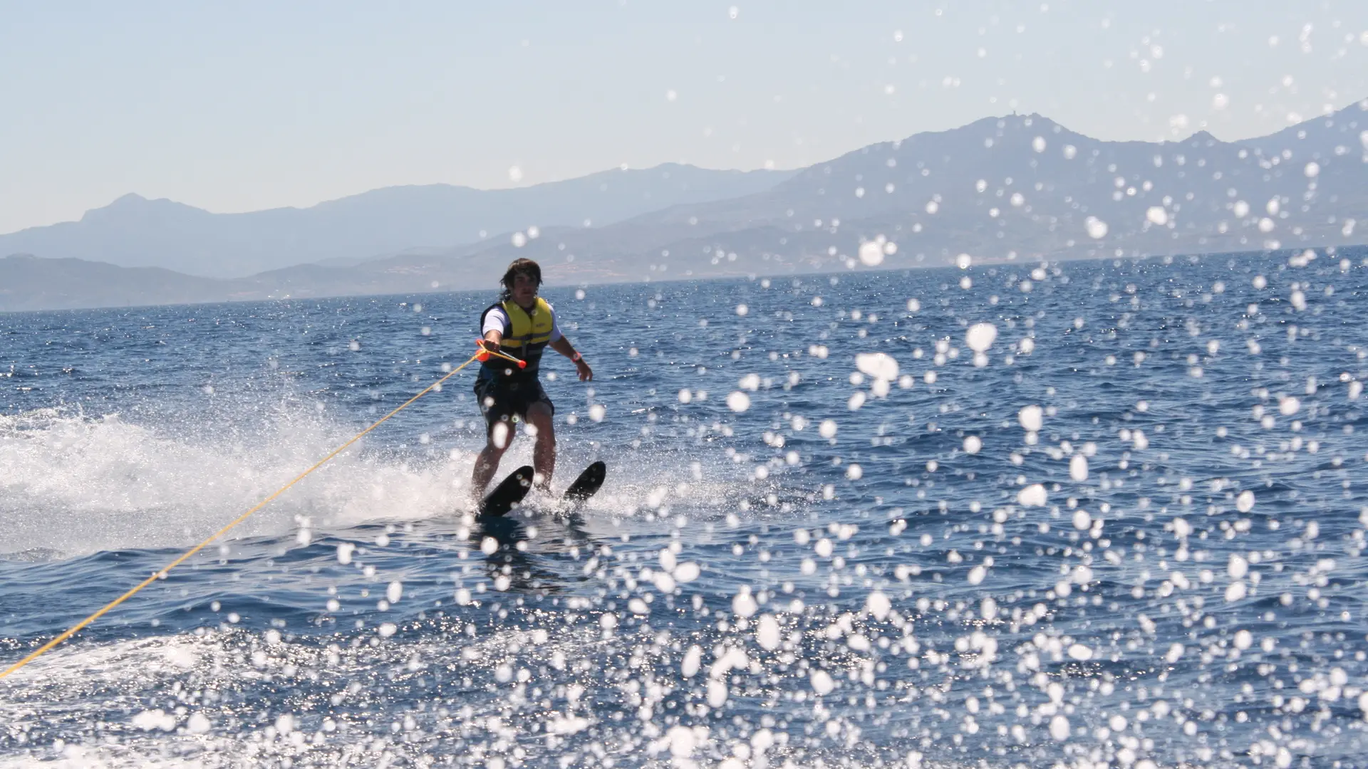 Engin tractée Artimon location Saint-Cyprien