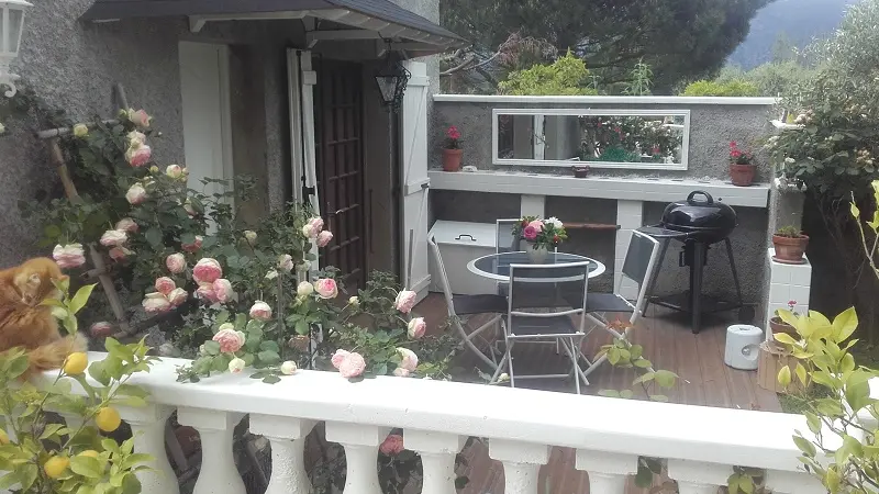 Au petit bonheur, terrasse en fleurs